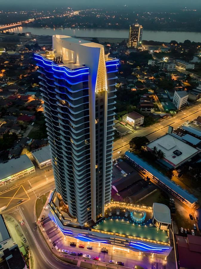 One Bedroom Troika Kota Bharu By Aghome, Modern Design エクステリア 写真