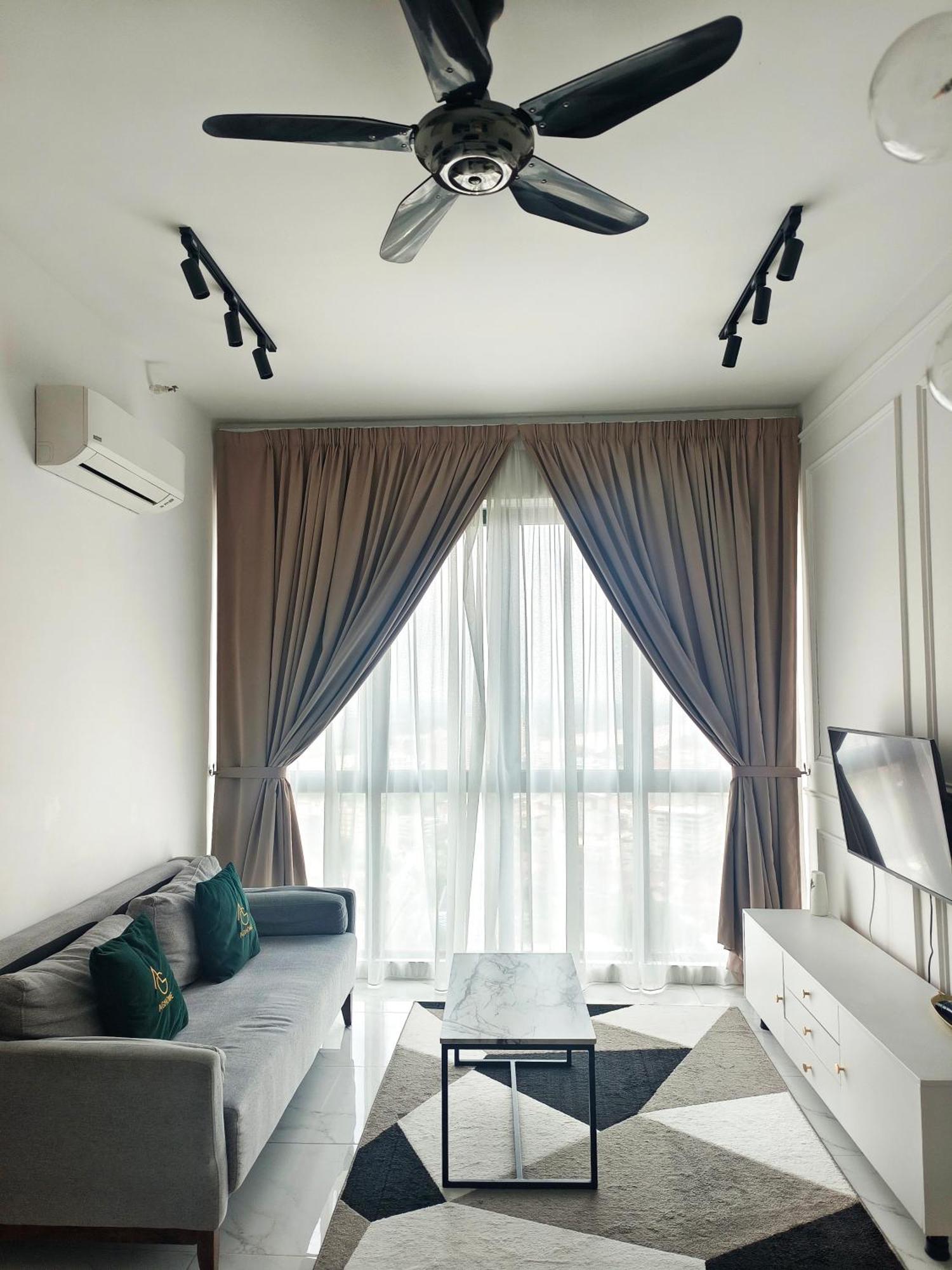 One Bedroom Troika Kota Bharu By Aghome, Modern Design エクステリア 写真