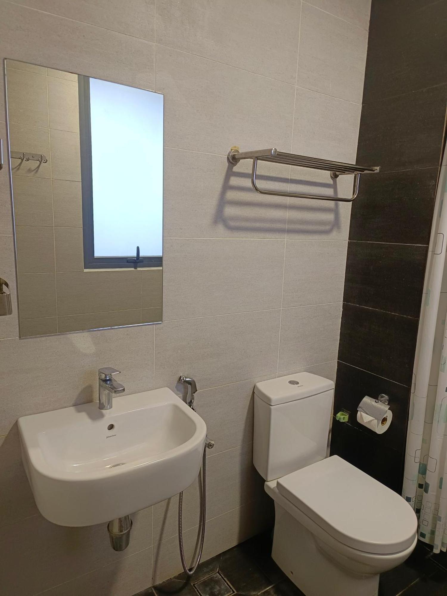 One Bedroom Troika Kota Bharu By Aghome, Modern Design エクステリア 写真